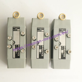 New AVENTICS pneumatic  valve 0820224014