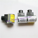 New EATON VICKERSEATON solenoid valve 230V coil  300AA00086A