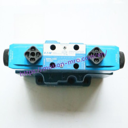 New VICKERS  valve DG5V-7-6C-M-U-H7-30