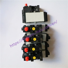 New AVENTICS pneumatic  solenoid valve 5763600220